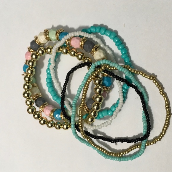Boho Beaded Turquoise Bracelet. - Picture 3 of 3